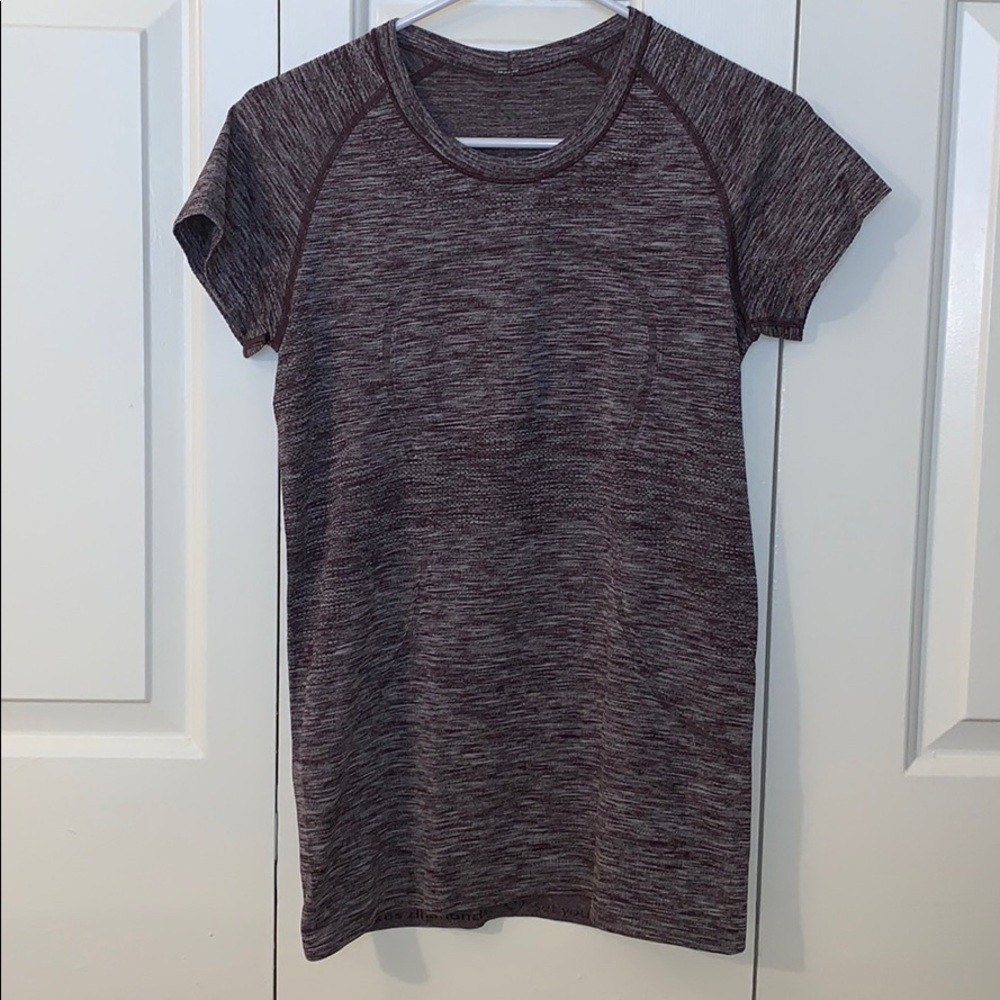 Lululemon size 8 top